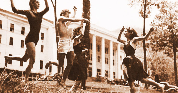 Sue Spayth (left) and unknown student in front of the Lee Hall, Blue Ridge Campus, 1938.